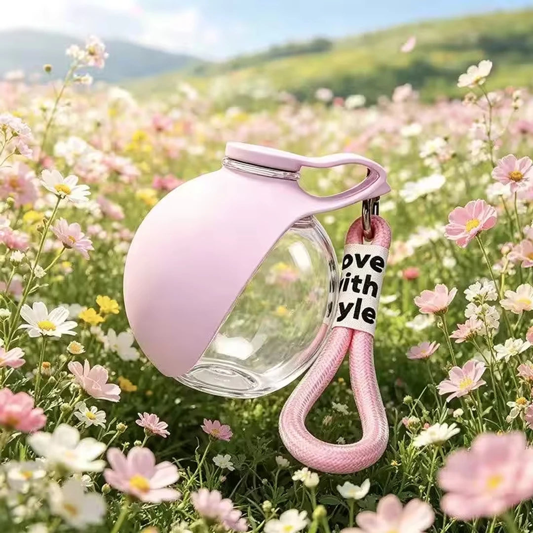 Bouteille d'eau 2-en-1 portable pour chiens avec écuelle pliable intégrée, idéale pour les promenades en extérieur, la randonnée, les voyages, hydratation compacte